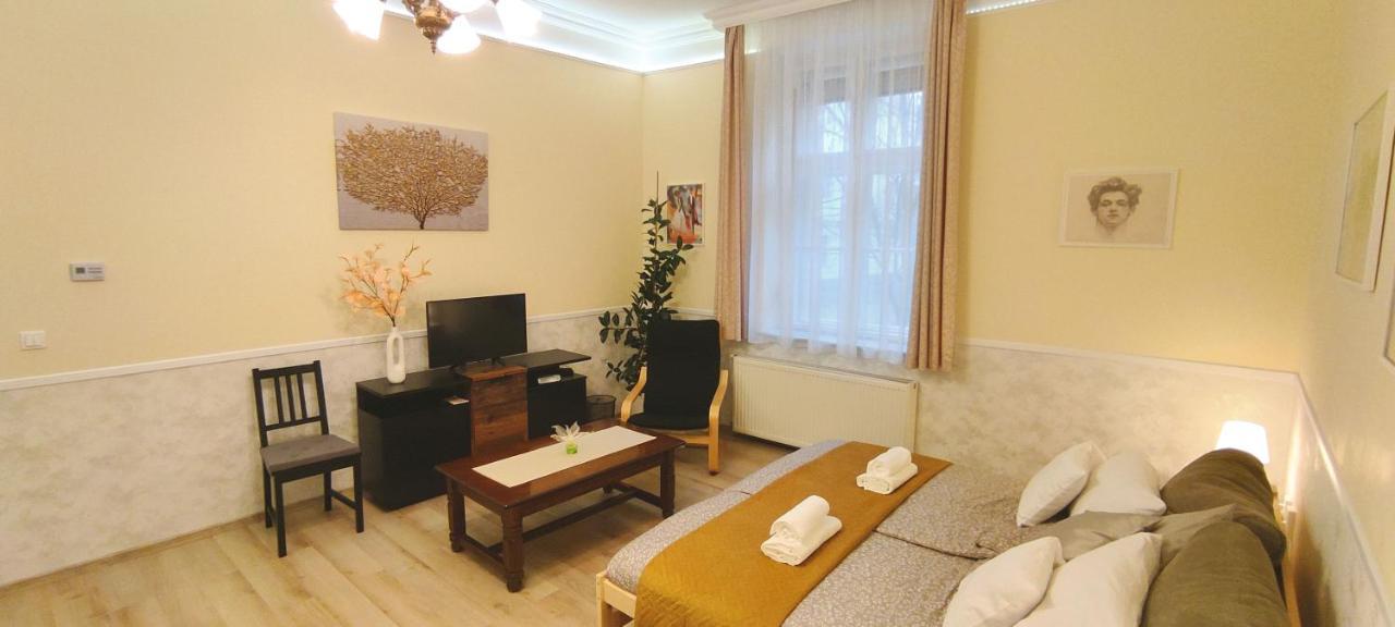 Center Apartman Szeged Exterior photo